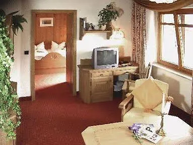 Gaestehaus Becher Hotel