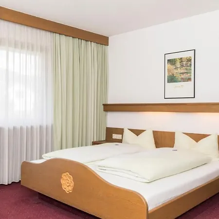 Gaestehaus Becher 3* Donzdorf