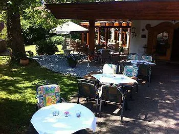 Gaestehaus Becher ホテル Donzdorf
