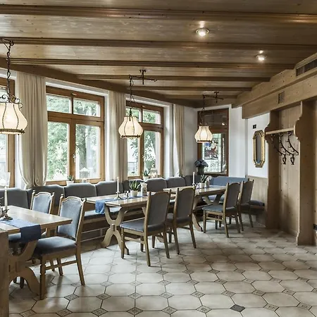 Szálloda Gaestehaus Becher