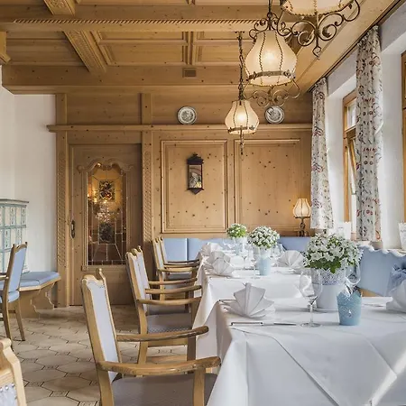 Gaestehaus Becher Szálloda Donzdorf