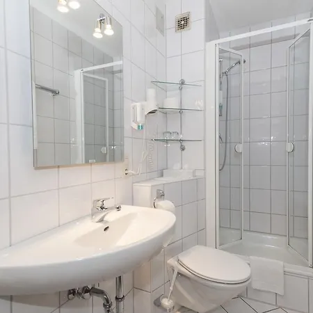 Gaestehaus Becher 3* Donzdorf