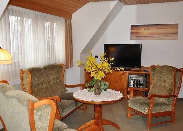 Hotel Gaestehaus Becher 3*